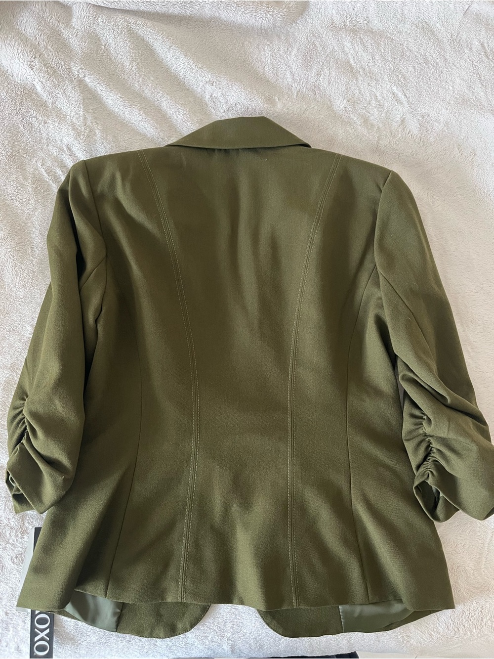 XOXO Single-Button Ruched-Sleeve Blazer - Picture 5 of 6